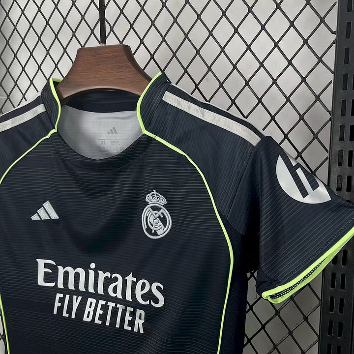 Kit Enfant Réal Madrid 2026