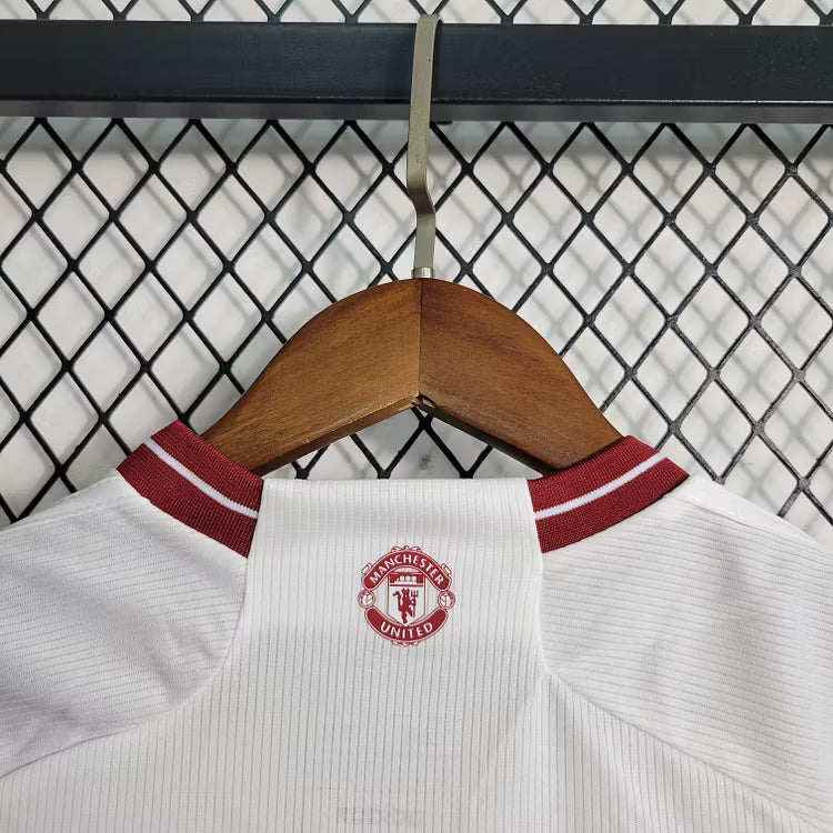 Kit Enfant Manchester United 2026